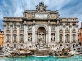 Фонтан Треви в Риме: история и искусство