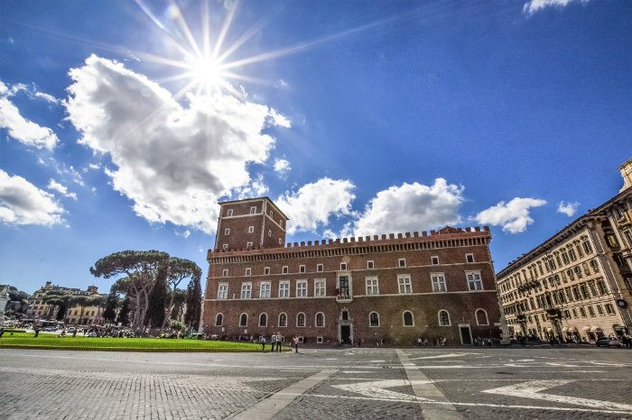 Рим - центр города: Палаццо Венеция