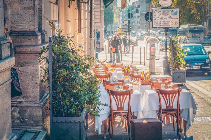 Уютный ресторанчик на улицах Рима