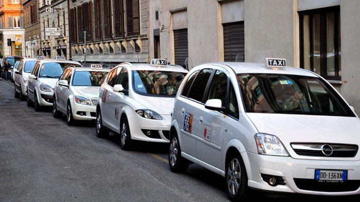 Такси в Риме 