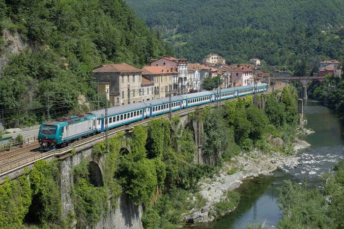 Как доехать из Рима в Геную на поезде