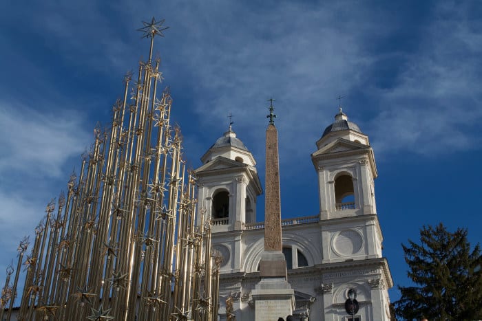 Церковь Святой Троицы на холме Пинчо