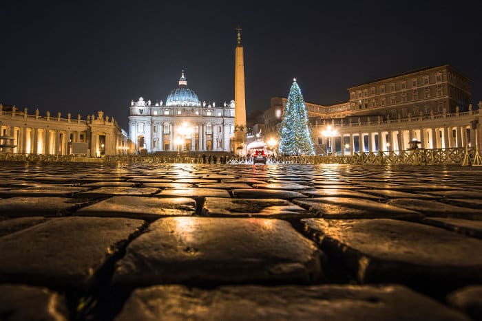 Рождество в Ватикане: ель на площади св. Петра